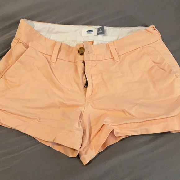 Old Navy Pants - 3/$15 Old navy peach khaki shorts size 0 EUC
